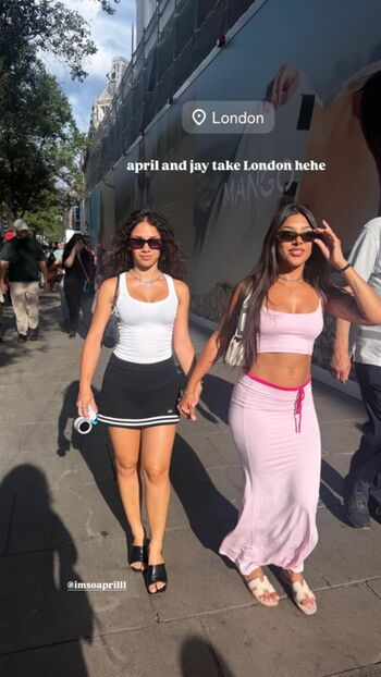 Full leaked Knbbyknees private photo