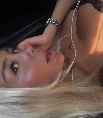 Full leaked Kngemmae page private photo