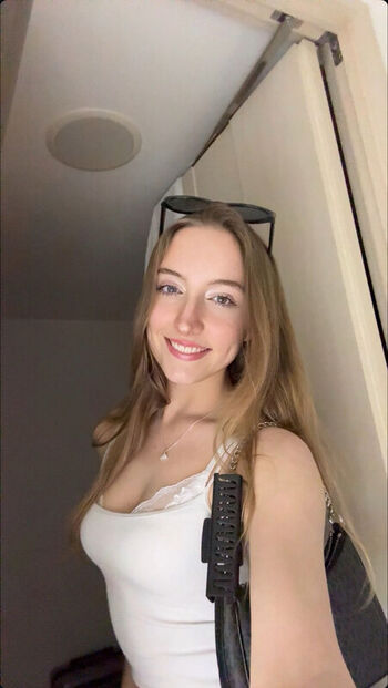 Full leaked Know this girl private photo