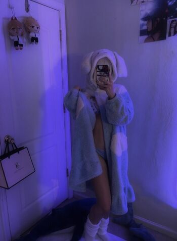 Full leaked Komocos private photo