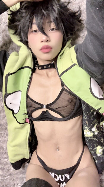 Full leaked Koreyslittlespace private photo