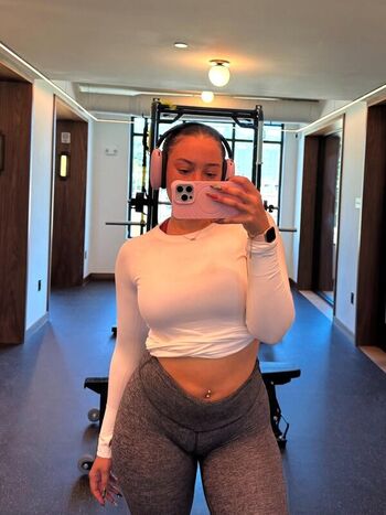 Full leaked Kori robinson private photo