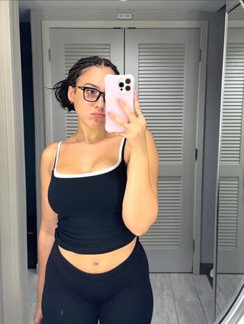 Full leaked Kori robinson private photo