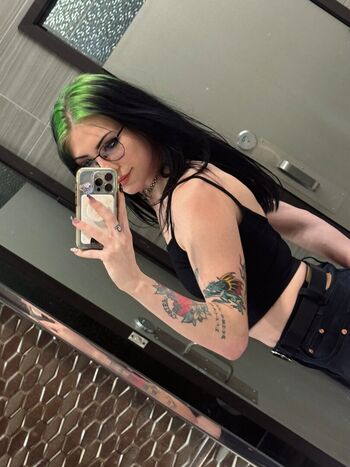 Full leaked Kornsalsa private photo