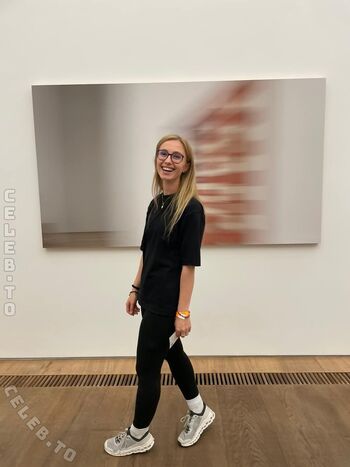 Full leaked Kostandiina private photo