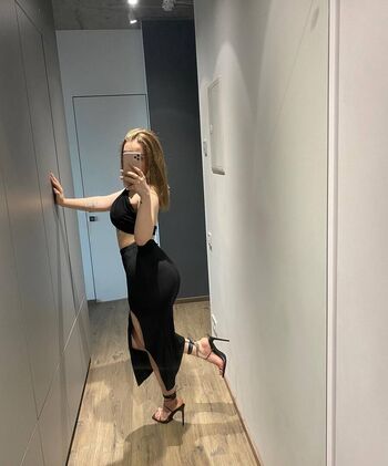 Full leaked Krissidiary private photo