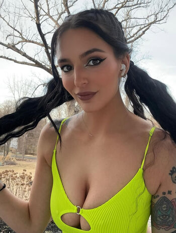 Full leaked Kristen coms private photo