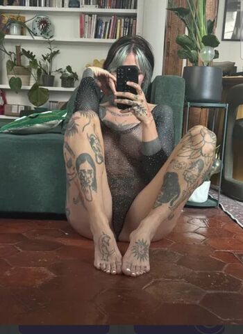Full leaked Krokodeal private photo