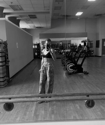 krystinh_