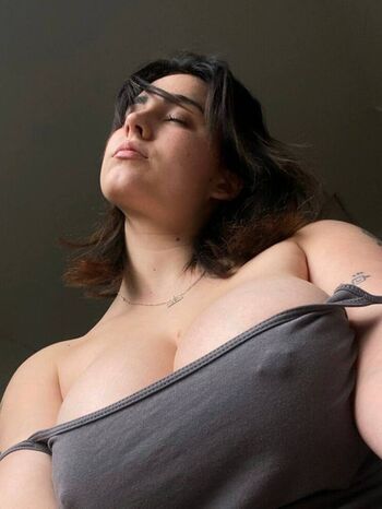 Full leaked Ktcherriez page private photo