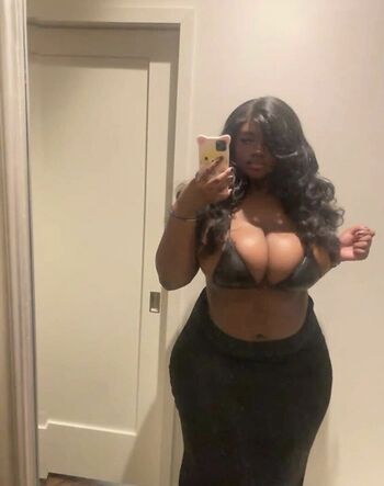 Full leaked Kttiuh private photo