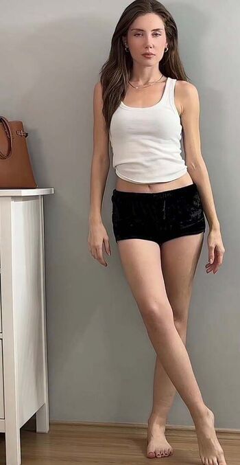 Full leaked Kubraarslan private photo