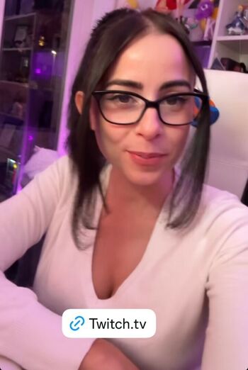 Full leaked Kurolily private photo