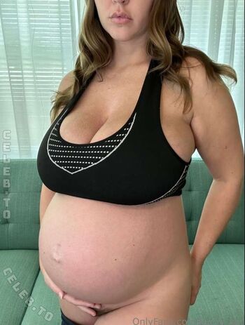Full leaked Kurvy kat private photo