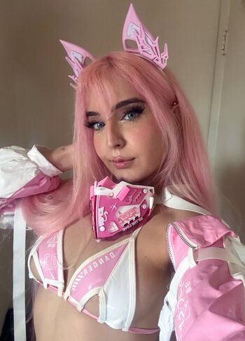Full leaked Kutiekitten private photo