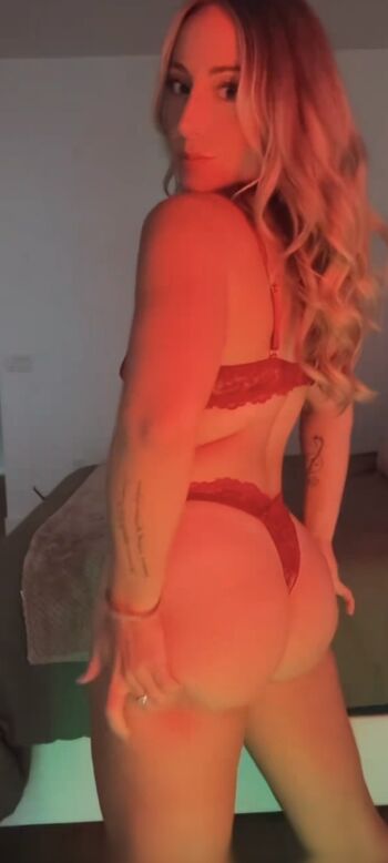 Full leaked Kvirtuosa private photo