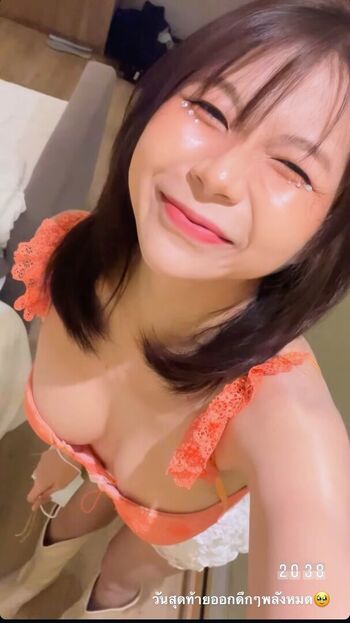 Full leaked Kwan lc private photo