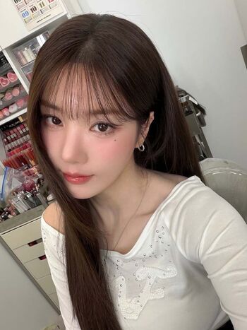 Full leaked Kwon eunbi private photo