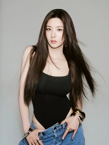 Full leaked Kwon eunbi private photo