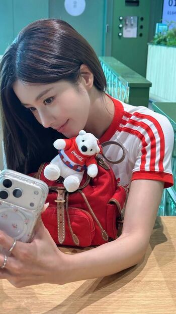 Full leaked Kwon eunbi private photo