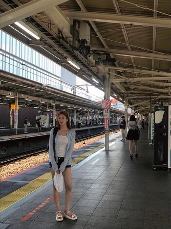 Full leaked Kwon eunbi page private photo