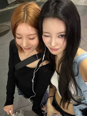 Full leaked Kwon eunbi page private photo