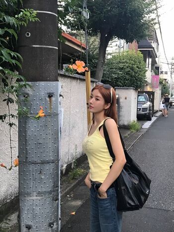 Full leaked Kwon eunbi private photo