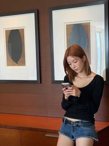 Full leaked Kwon eunbi private photo