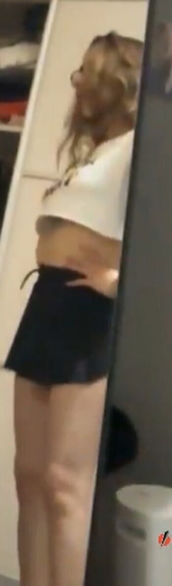 Full leaked Kybeleniz private photo
