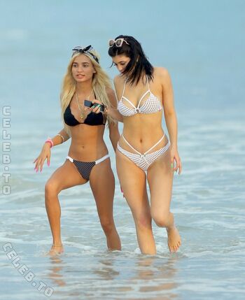 Full leaked Kylie jenner  page private photo