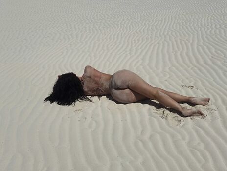 Full leaked Kylie jenner  page private photo