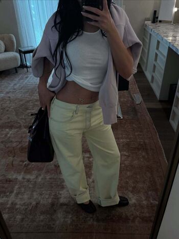 Full leaked Kylie jenner private photo