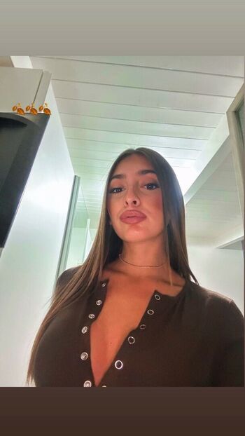 Full leaked Kylie private photo