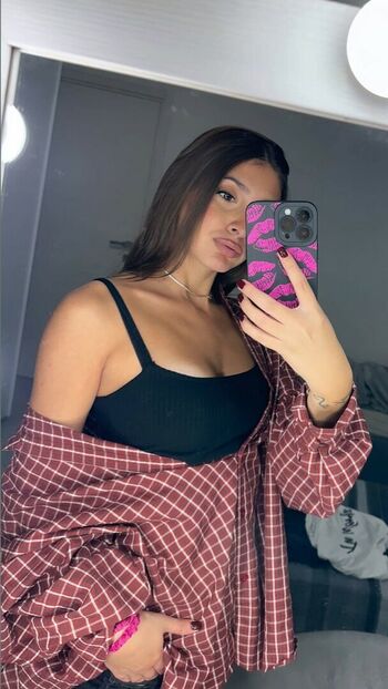 Full leaked Kylie private photo