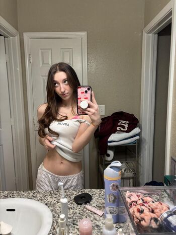 kyliecherryxo