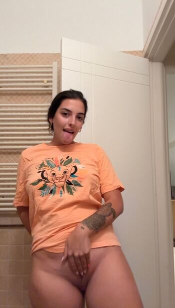 kyliestepsister