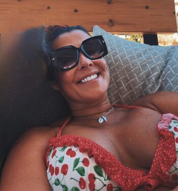 Full leaked Kym marsh private photo