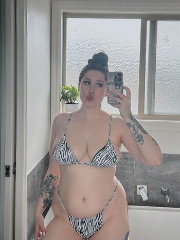 Full leaked Kyrafae private photo