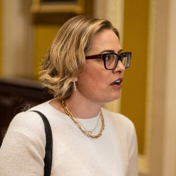 Full leaked Kyrsten sinema private photo