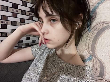 Full leaked Kzuuki private photo
