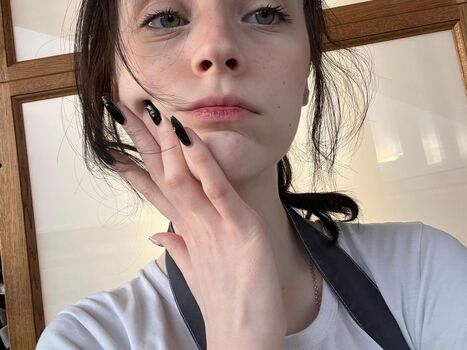 Full leaked Kzuuki private photo
