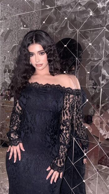 Full leaked L ageel private photo