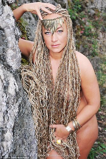 Full leaked L dolezal private photo