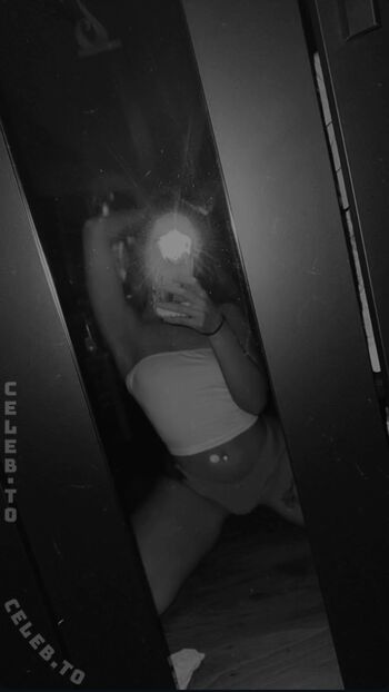 Full leaked L ittlequeen private photo