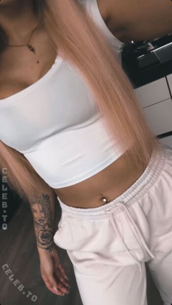Full leaked L ittlequeen private photo