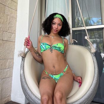 Full leaked L vely private photo
