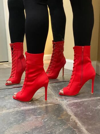 Full leaked La plebe boots private photo