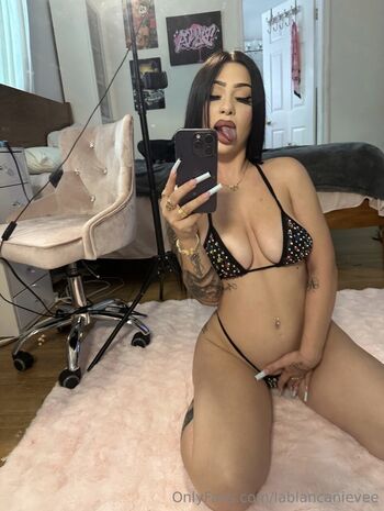 Full leaked Lablancanievee private photo