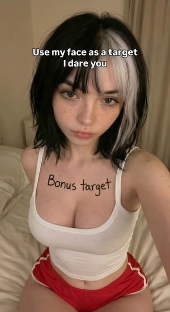 Full leaked Lady arkham private photo