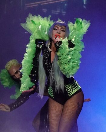 Full leaked Lady gaga private photo